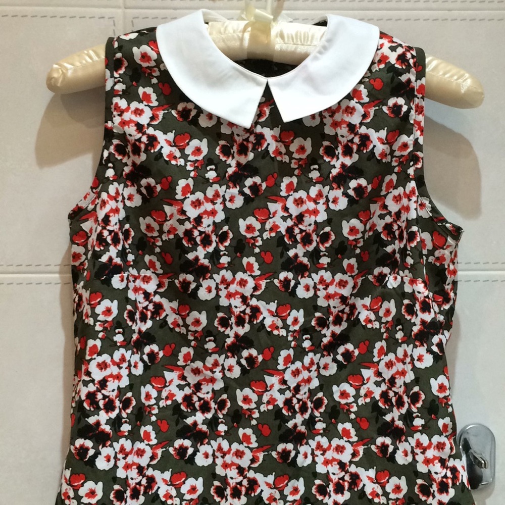 Petite Olive Green Floral Collared Top